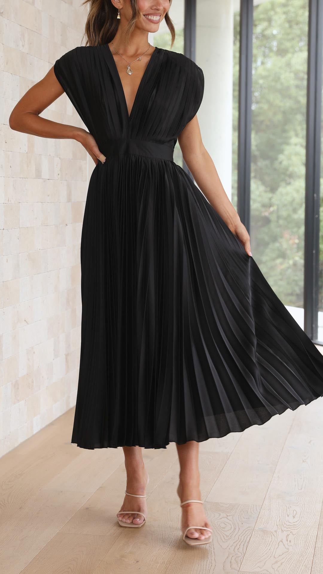 Carolina | Pleated V-Neck Midi Dress