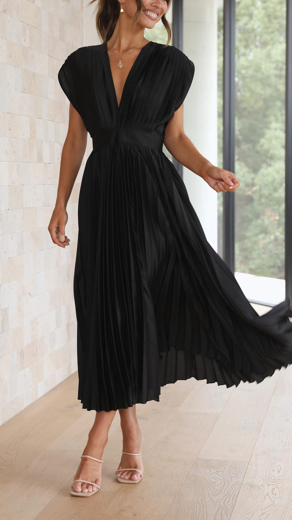 Carolina | Pleated V-Neck Midi Dress