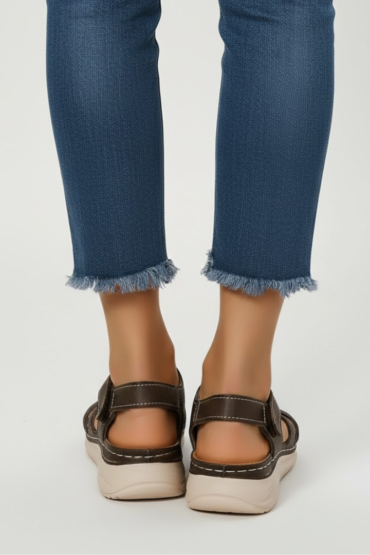 Harlow | Retro Strap Buckle Sandals