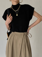 Katya | Slim Fit Mock Neck Short Sleeve Top