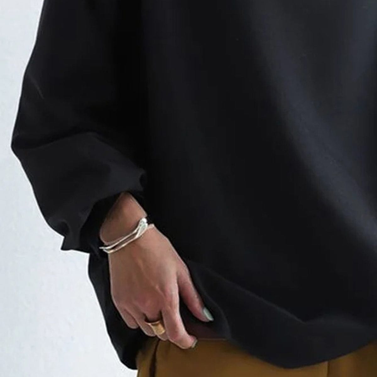 Leila | Relaxed Fit High Neck Top