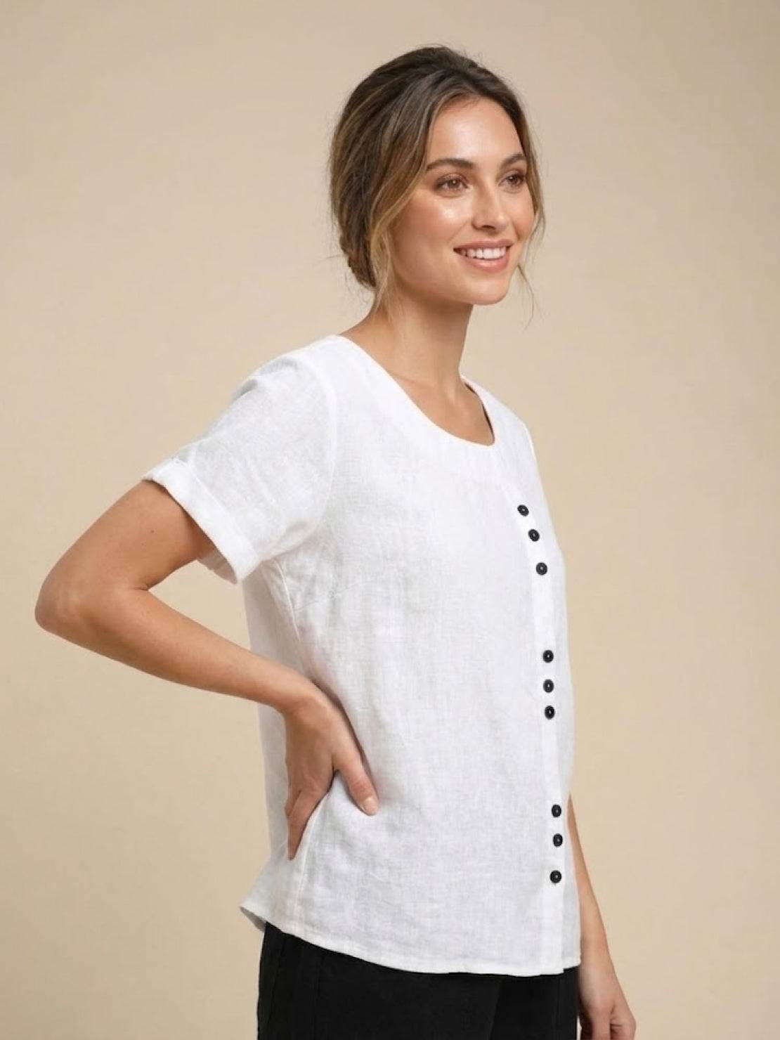 Matilda | Relaxed Fit Round Neck Button Blouse