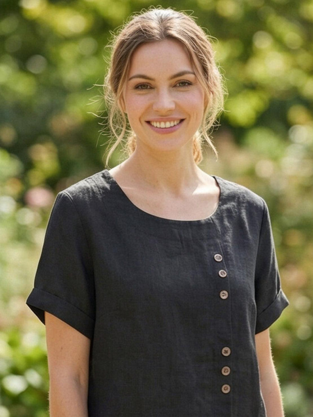 Matilda | Relaxed Fit Round Neck Button Blouse
