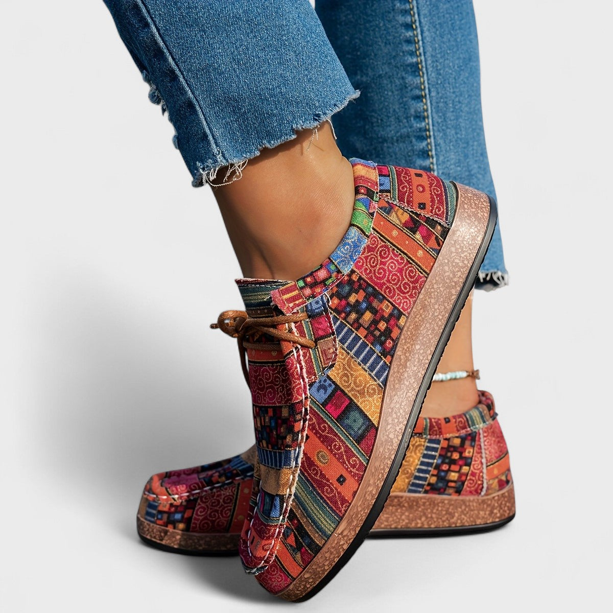 Michaela | Cushioned Support Low-Top Sneakers