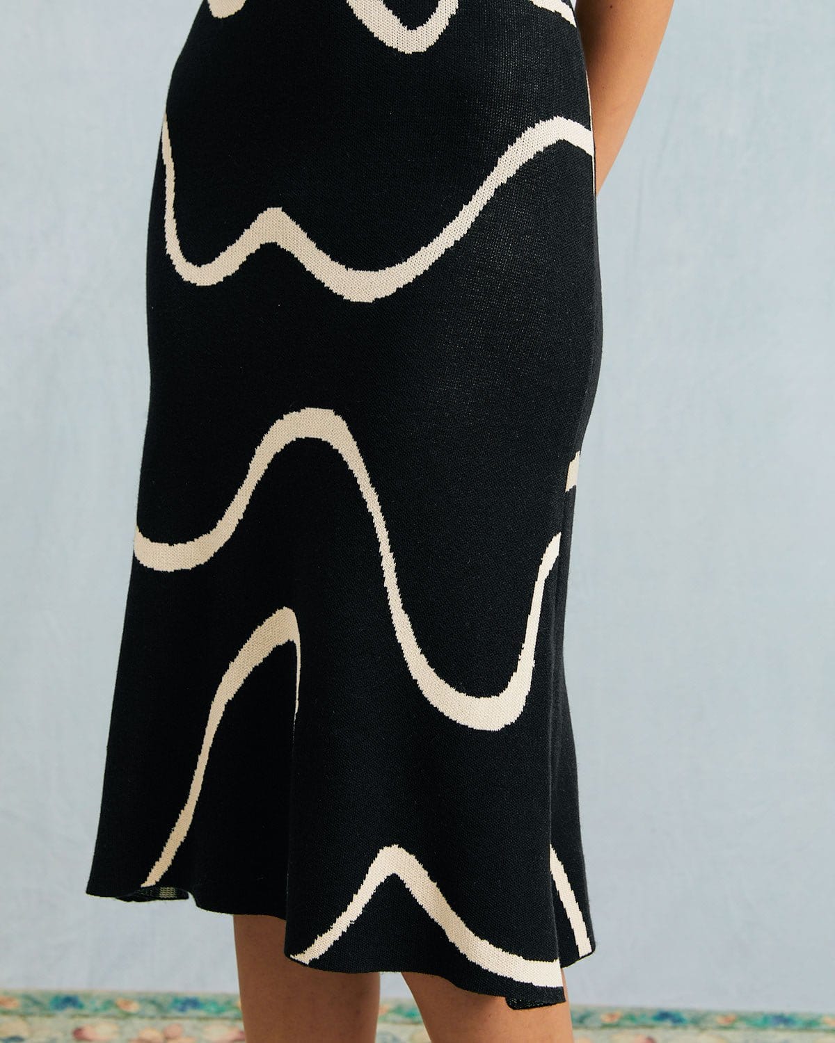 Phoebe | Sleeveless Bodycon Midi Dress with Mermaid Hem
