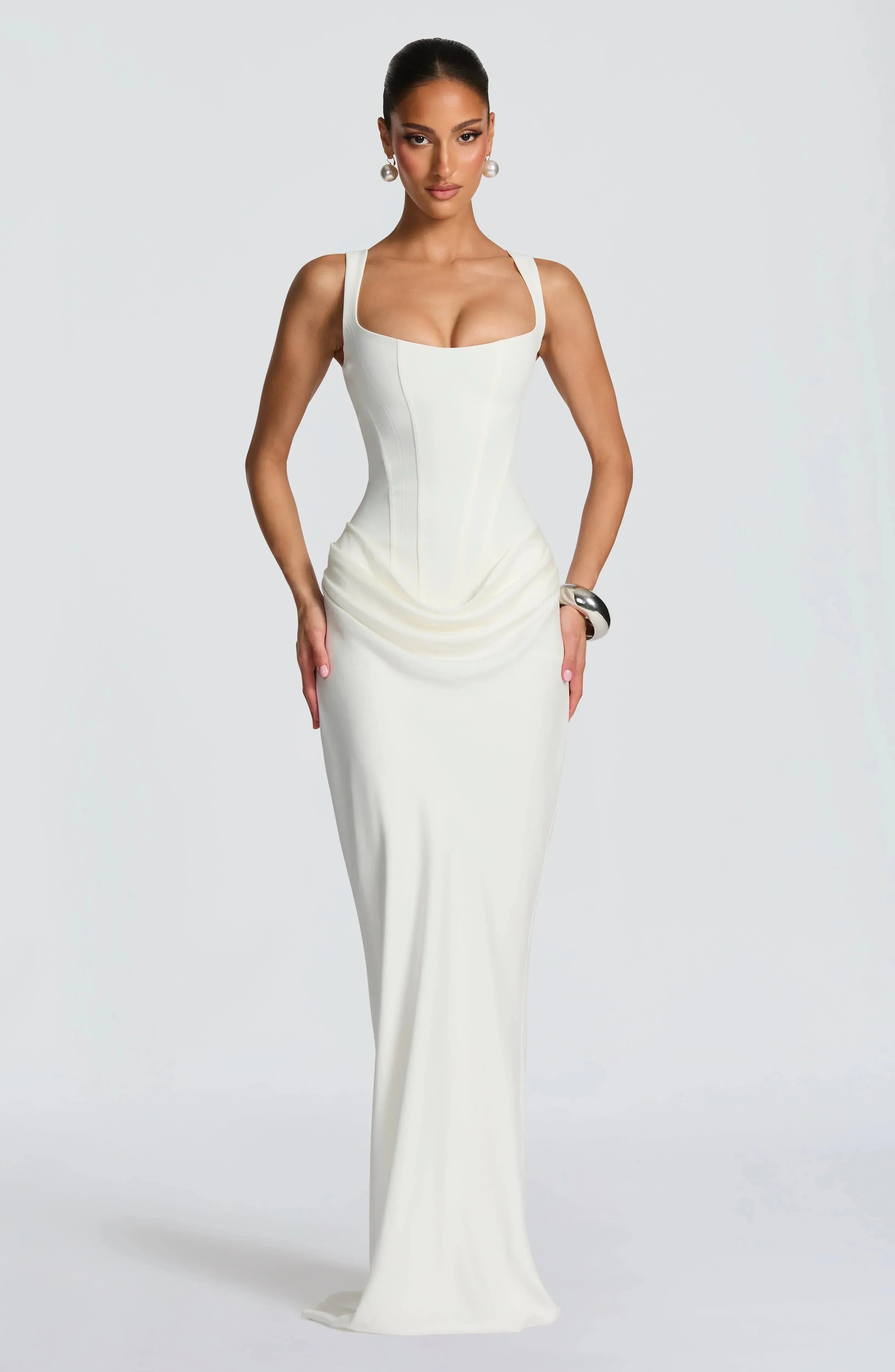 Tatiana | Fitted Backless Maxi Dress