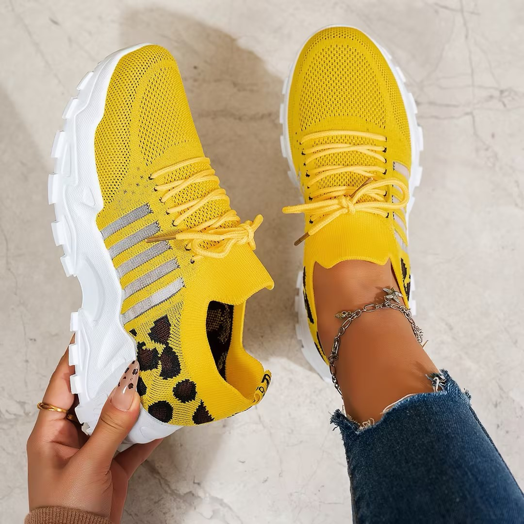 Uma | Wide Toe Box Orthopedic Sneakers