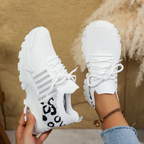 Uma | Wide Toe Box Orthopedic Sneakers