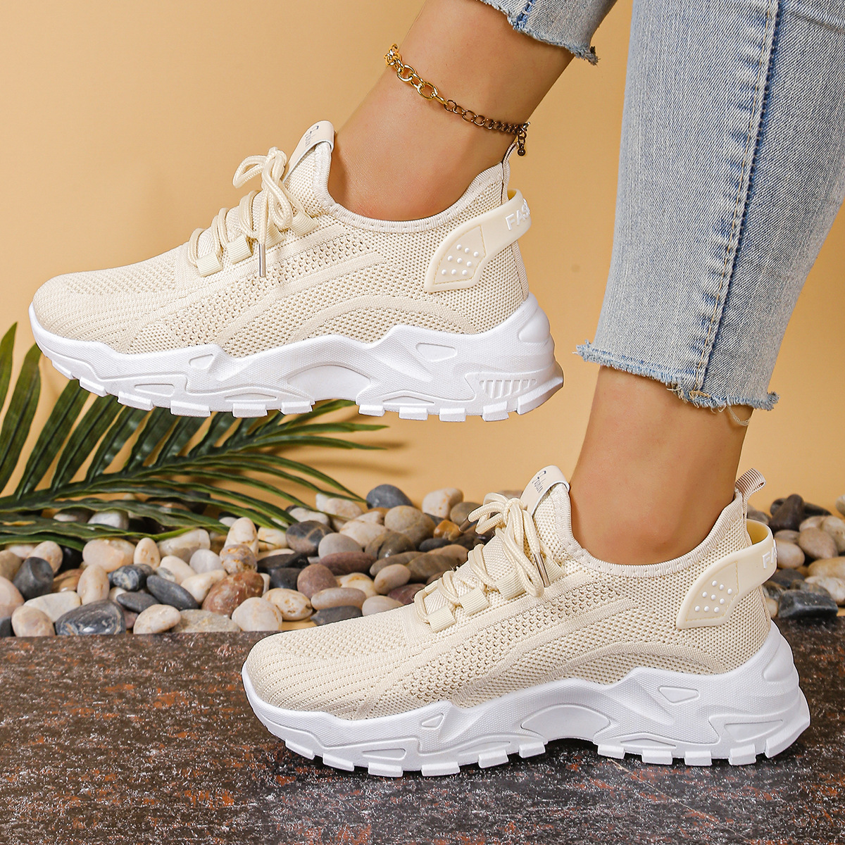 Uma | Wide Toe Box Orthopedic Sneakers