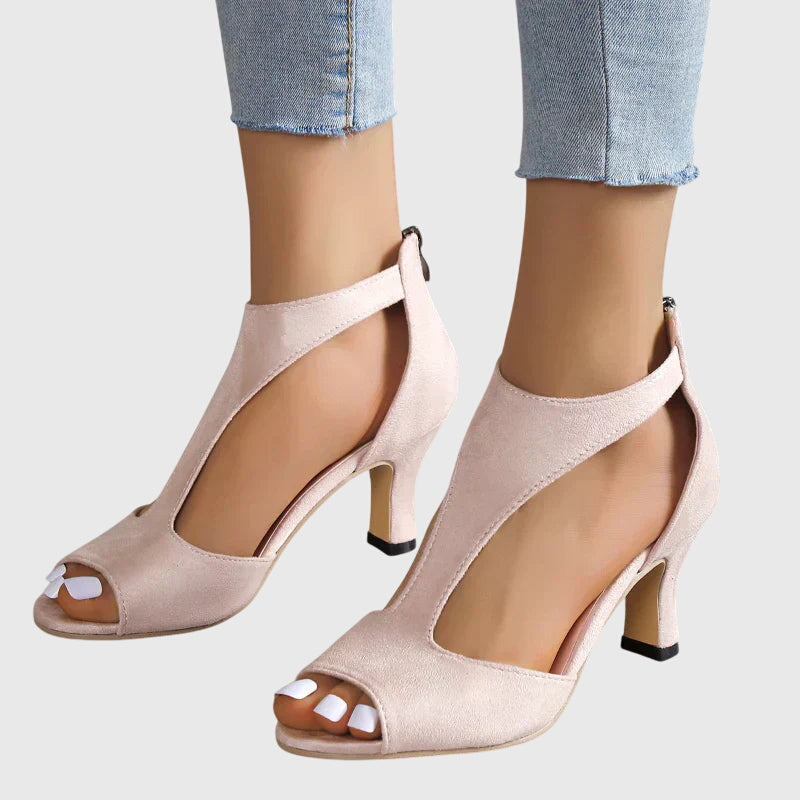 Winifred | Supportive Mid Heel Pumps
